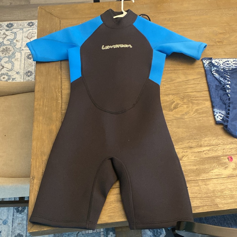 Lemorecn WetSuit NWT Size 16